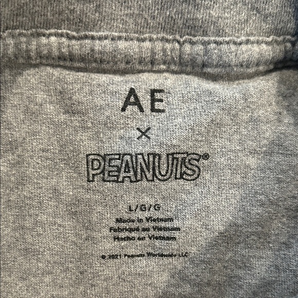 American Eagle Snoopy Graphic Tee - Picture 2 of 4